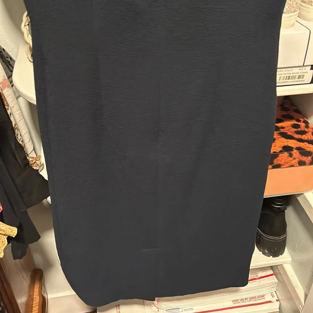 M.M. Lafleur The Marilyn Dress Stretch Linen Blue - Picture 11 of 12